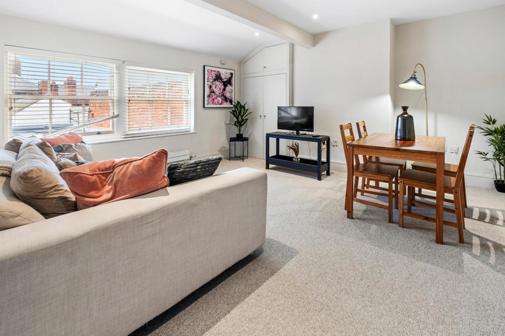 Osbourne House Pink 2 Bed, 2 And Half Bath Apartment Birmingham Bagian luar foto