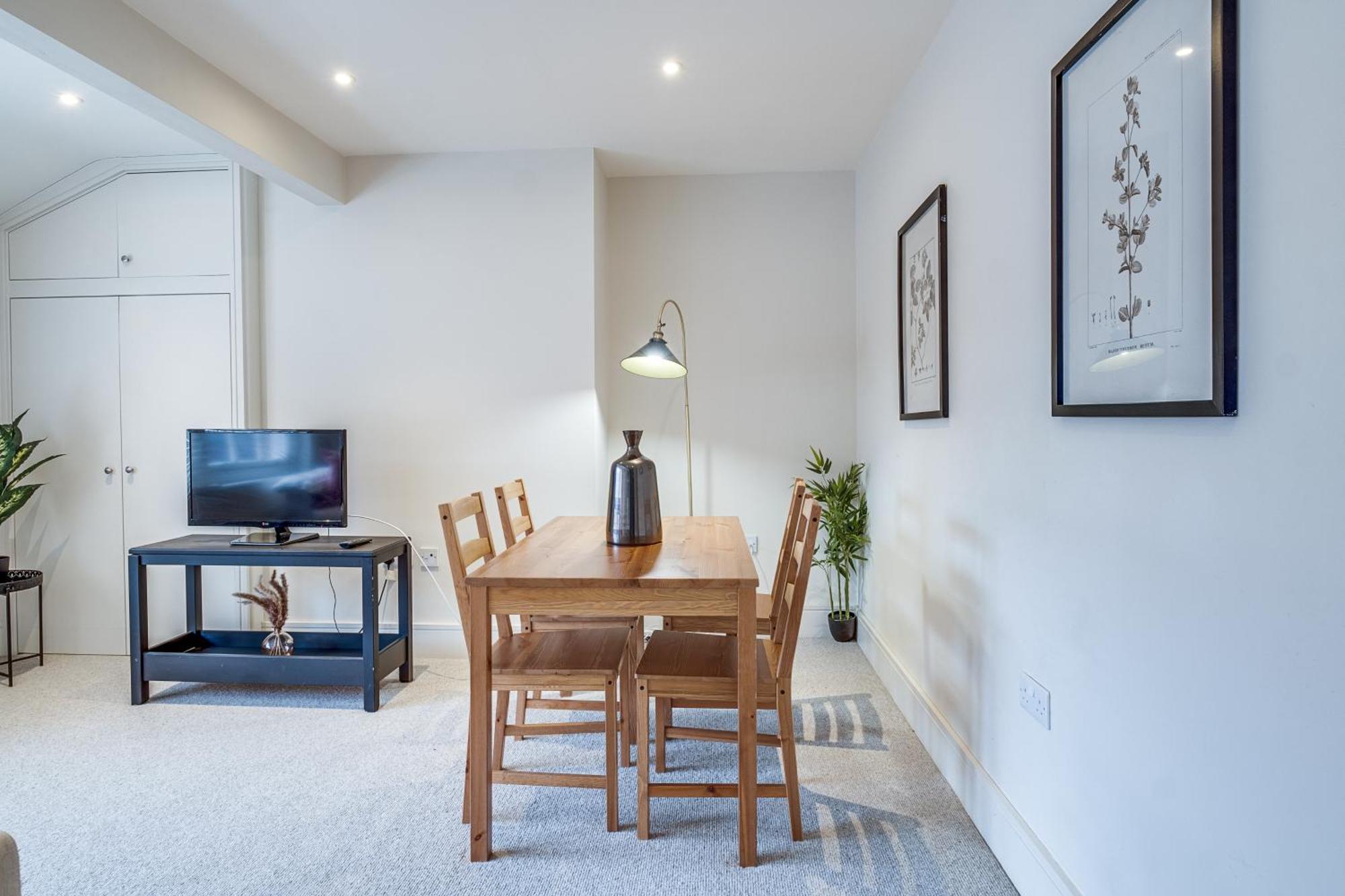 Osbourne House Pink 2 Bed, 2 And Half Bath Apartment Birmingham Bagian luar foto