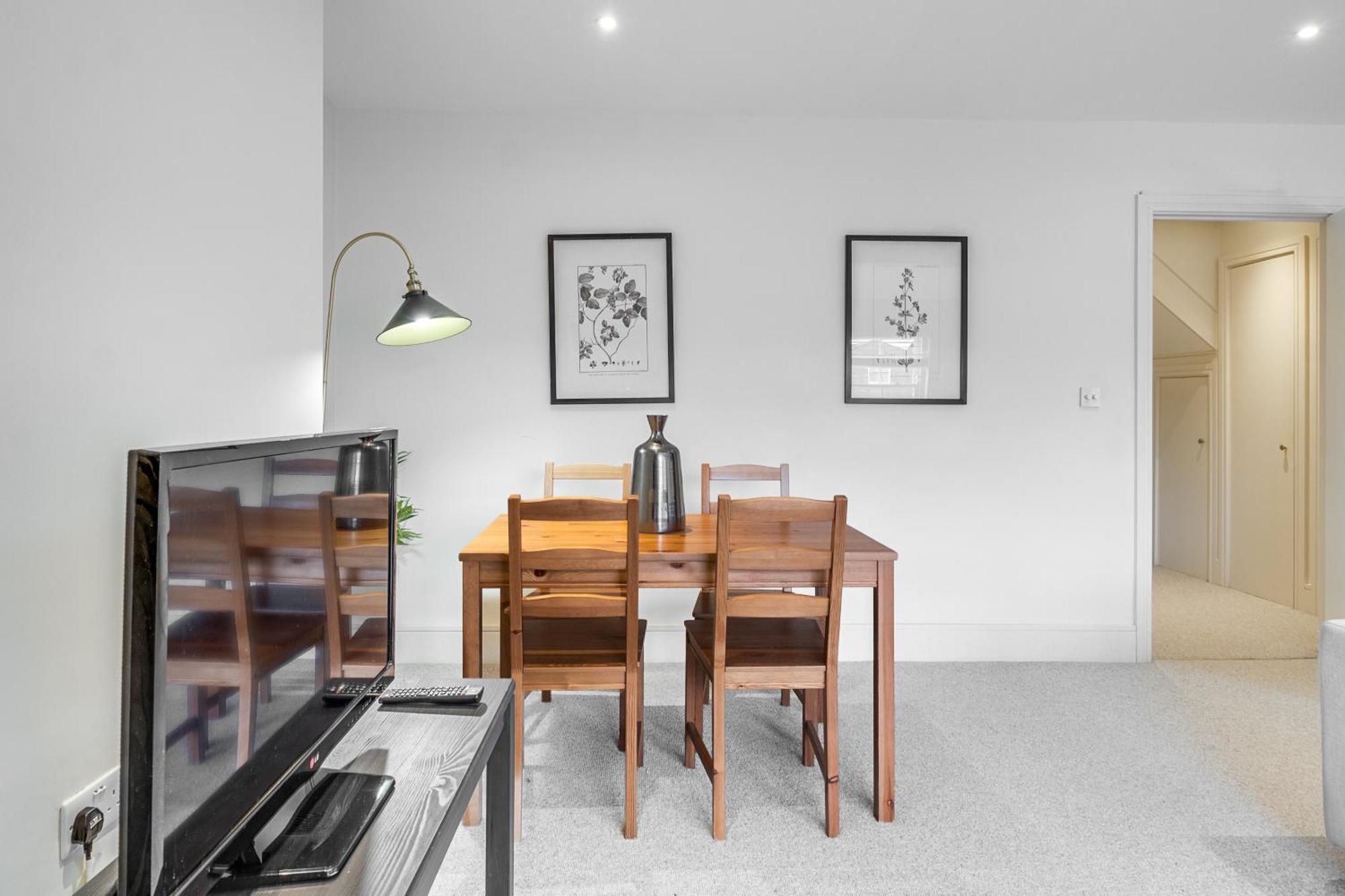 Osbourne House Pink 2 Bed, 2 And Half Bath Apartment Birmingham Bagian luar foto