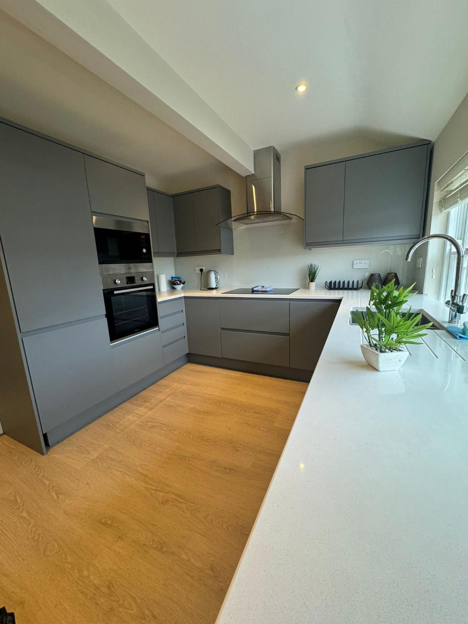 Osbourne House Pink 2 Bed, 2 And Half Bath Apartment Birmingham Bagian luar foto