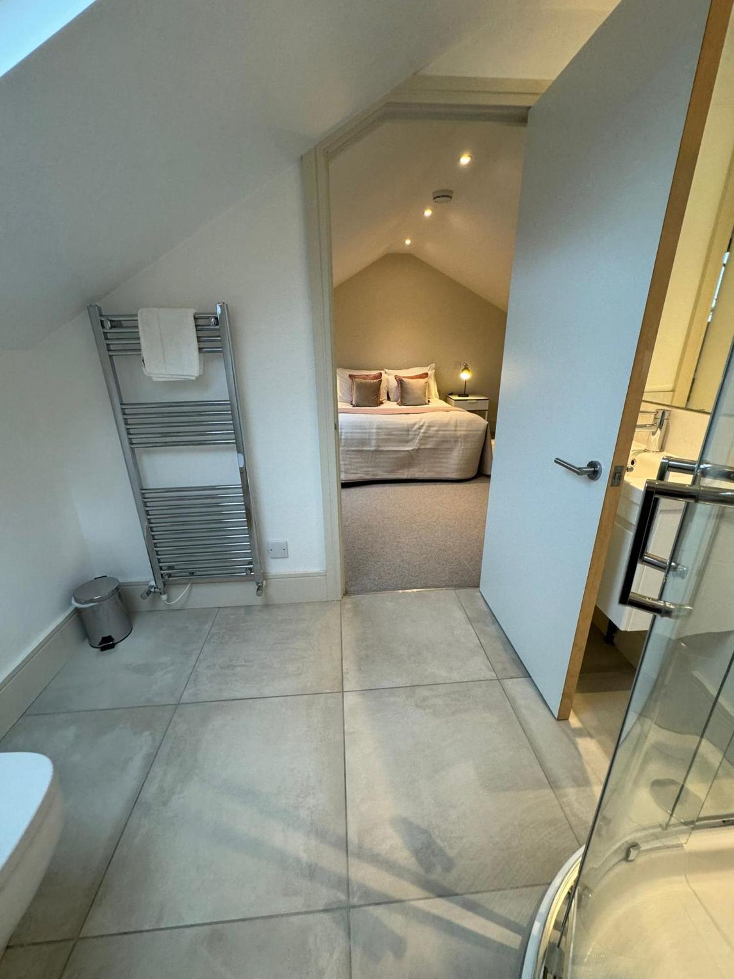 Osbourne House Pink 2 Bed, 2 And Half Bath Apartment Birmingham Bagian luar foto